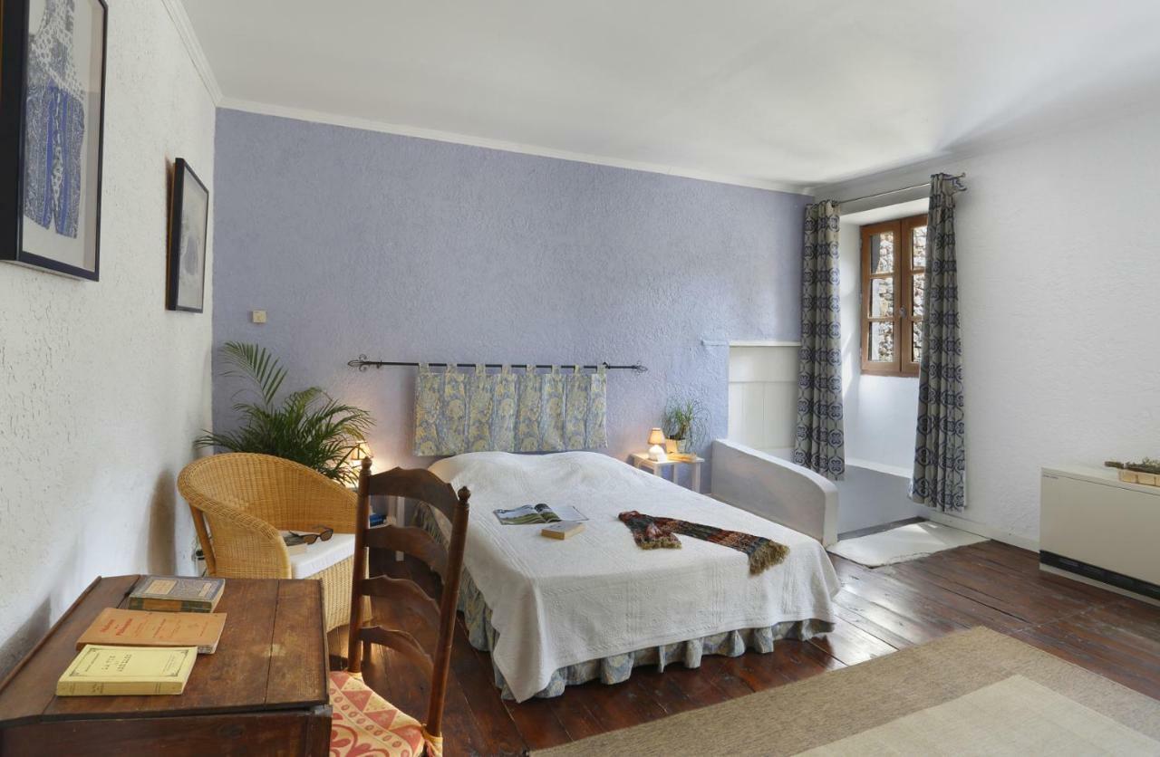 Chateau De Montfroc Bed & Breakfast ภายนอก รูปภาพ