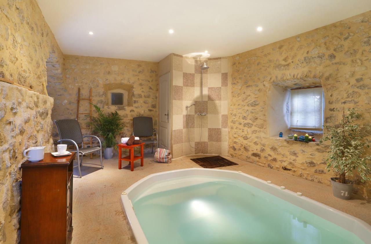 Chateau De Montfroc Bed & Breakfast ภายนอก รูปภาพ